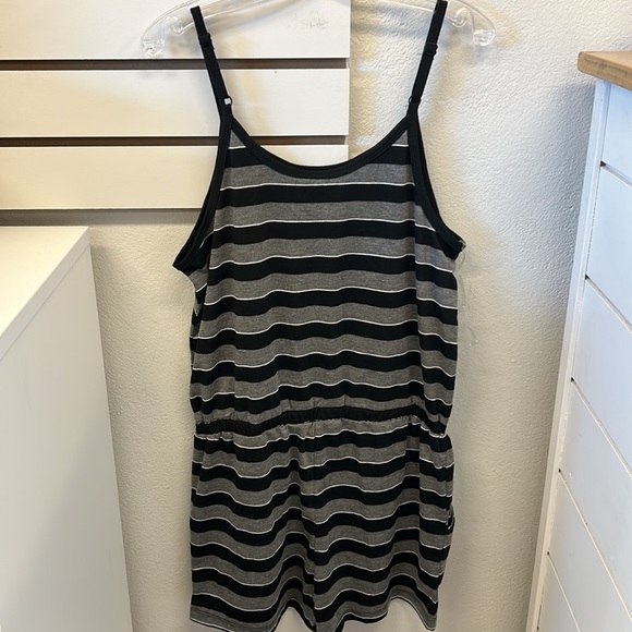 NWT Swim Coverup Heather Black - Picture 4 of 6